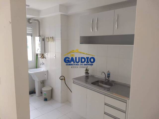 #700 - Apartamento para Locação em Taboão da Serra - SP