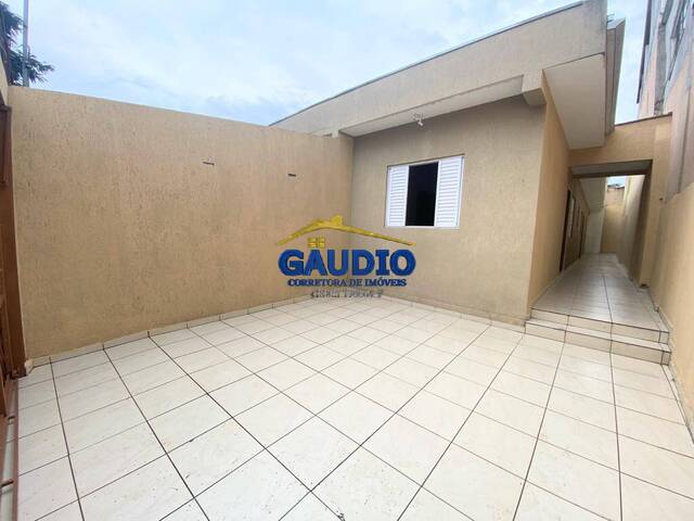 #1210 - Casa para Locação em São Paulo - SP - 1