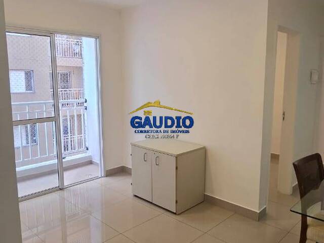 Venda em Jardim Henriqueta - Taboão da Serra