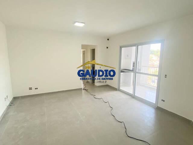 #1438 - Apartamento para Locação em Embu das Artes - SP - 2